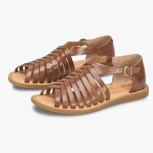 Born Ida sandal size 11 leather strapped caged fisherman boho rustic Lagenlook.